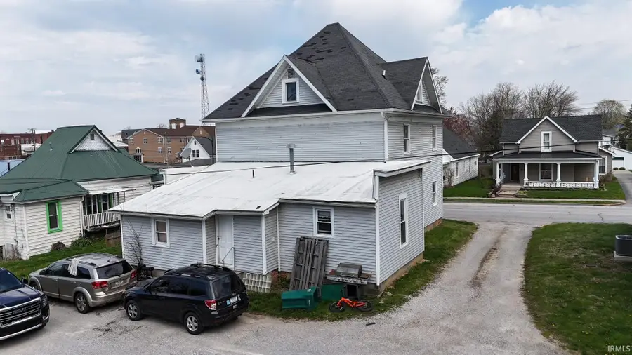 211 E Columbia Street, Flora, IN 46929 - #3