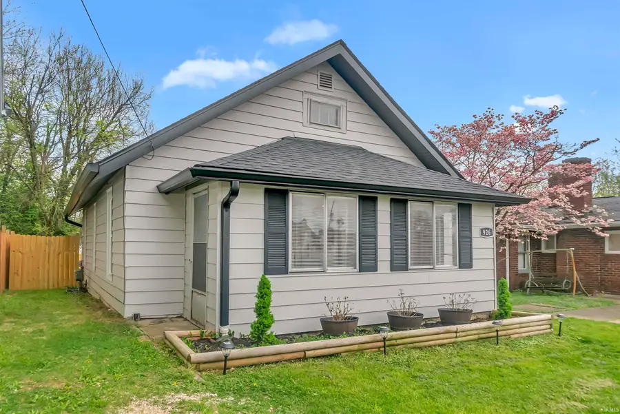 926 18th Street, Bedford, IN 47421 - #2