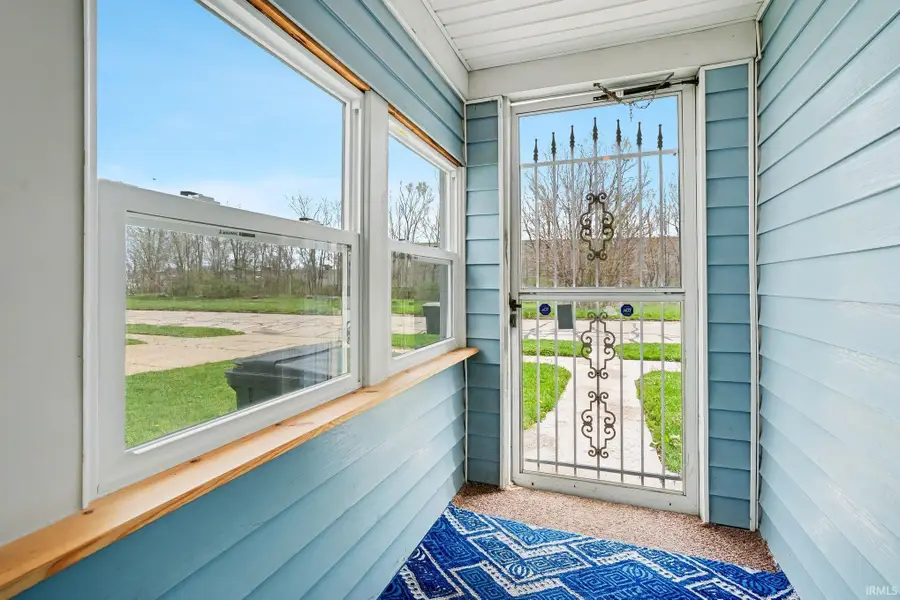 1933 S Lafeyette Boulevard, South Bend, IN 46613 - #3