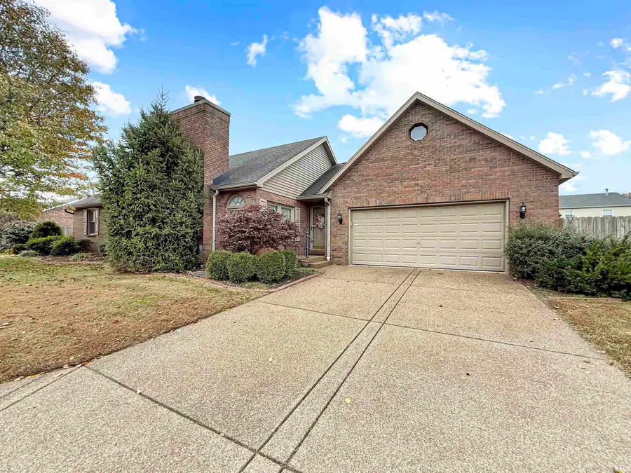 213 Thompson Avenue, Evansville, IN 47715 - #2