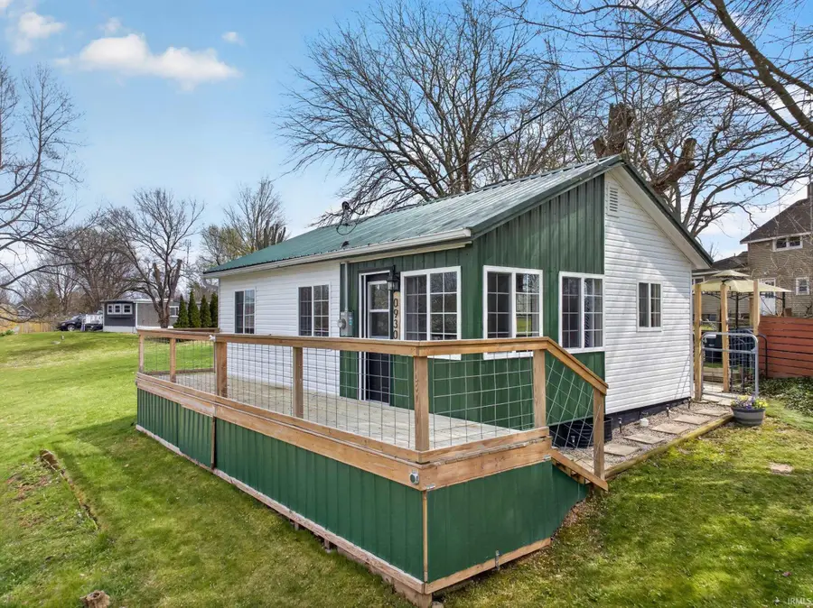 930 w 590 s Messick Lk, Wolcottville, IN 46795 - #2