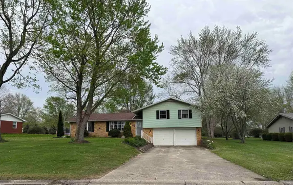 3011 E Kendall Lane, Muncie, IN 47303