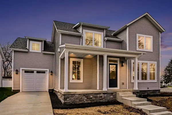 739 N Twyckenham Drive, South Bend, IN 46617