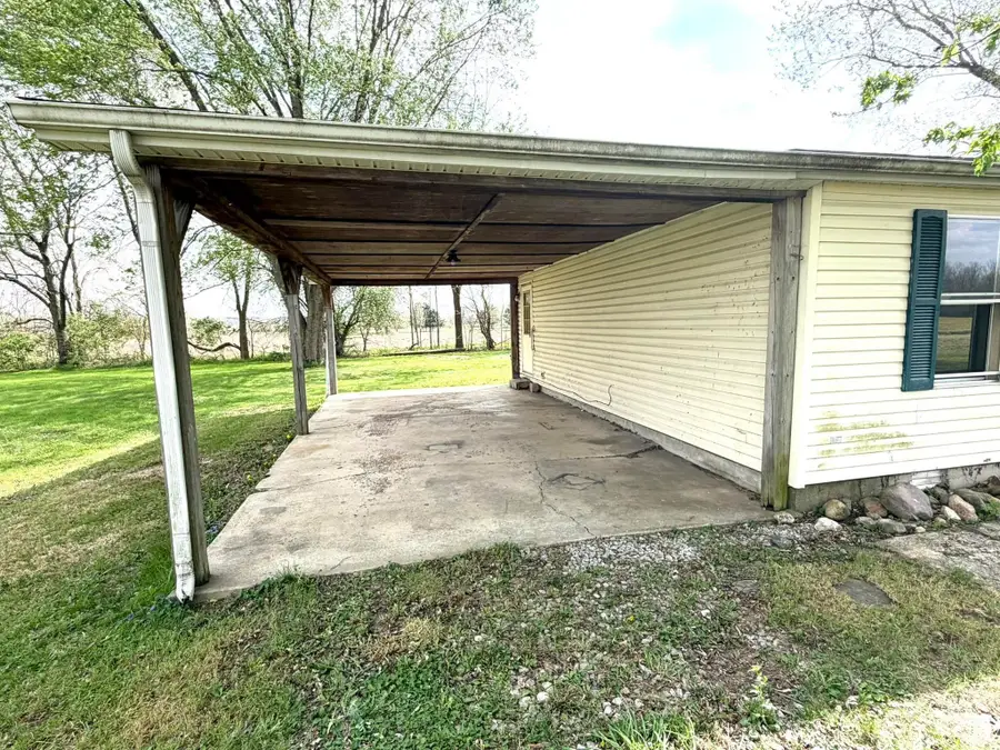 6886 S Mill Road, Spiceland, IN 47385 - #2