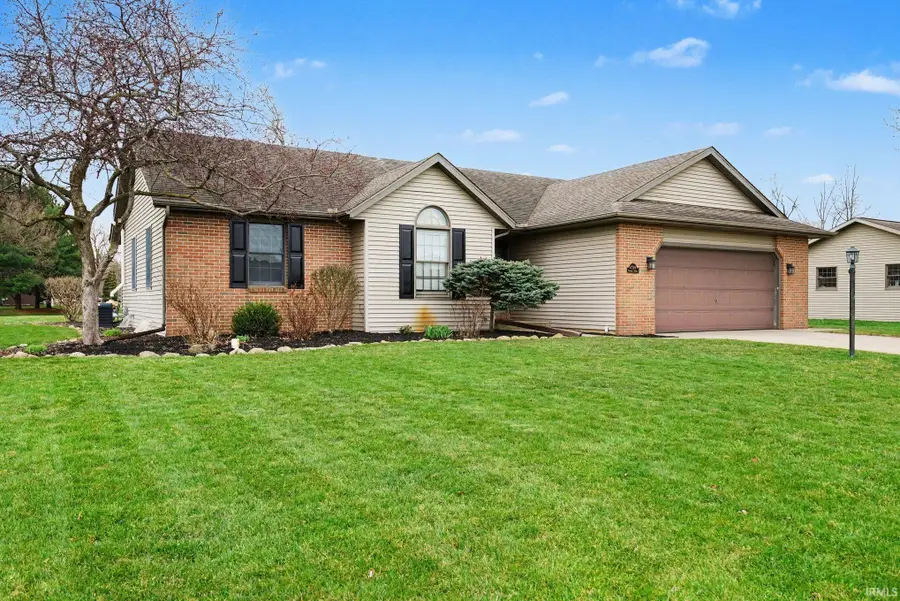 17556 Shannon Avenue, Goshen, IN 46526 - #2