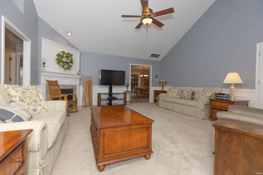 9200 Overland Drive, Evansville, IN 47711 - #3