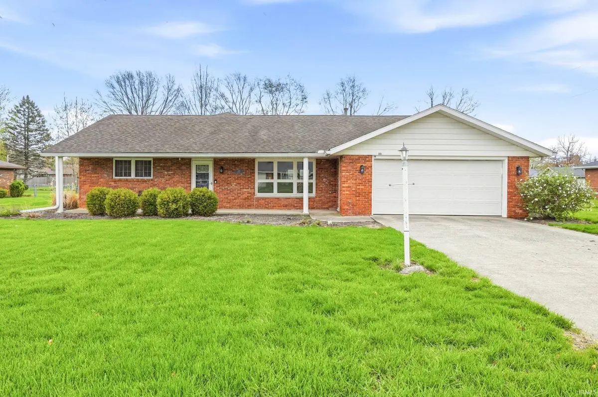 300 N Bayberry Lane, Muncie, IN 47304 - #1