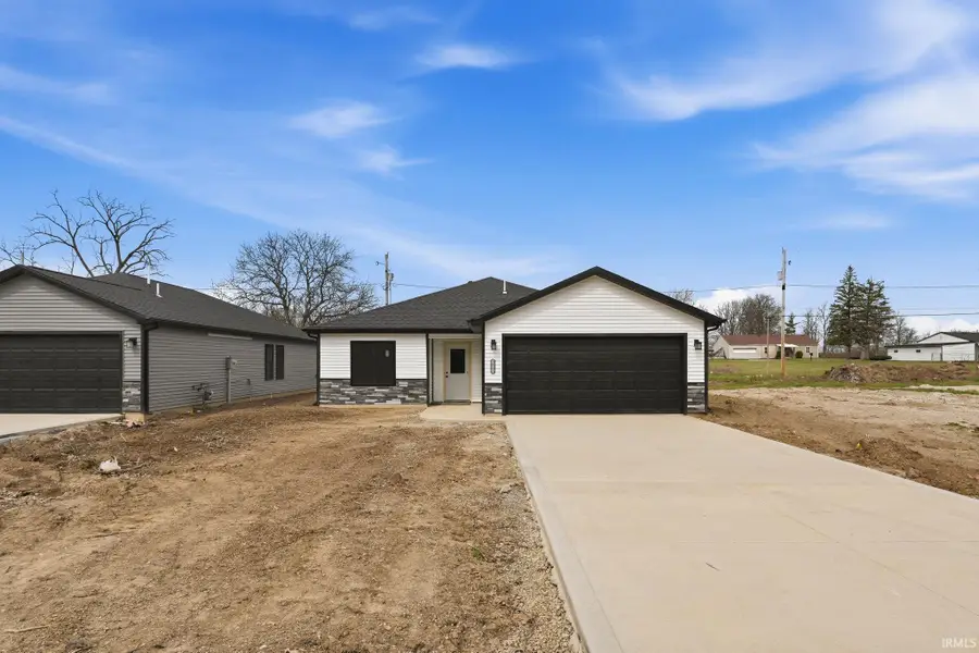 3825 Clermont Avenue, Fort Wayne, IN 46806 - #2
