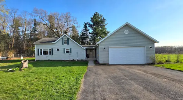 10895 E 300 N Road, Grovertown, IN 46531