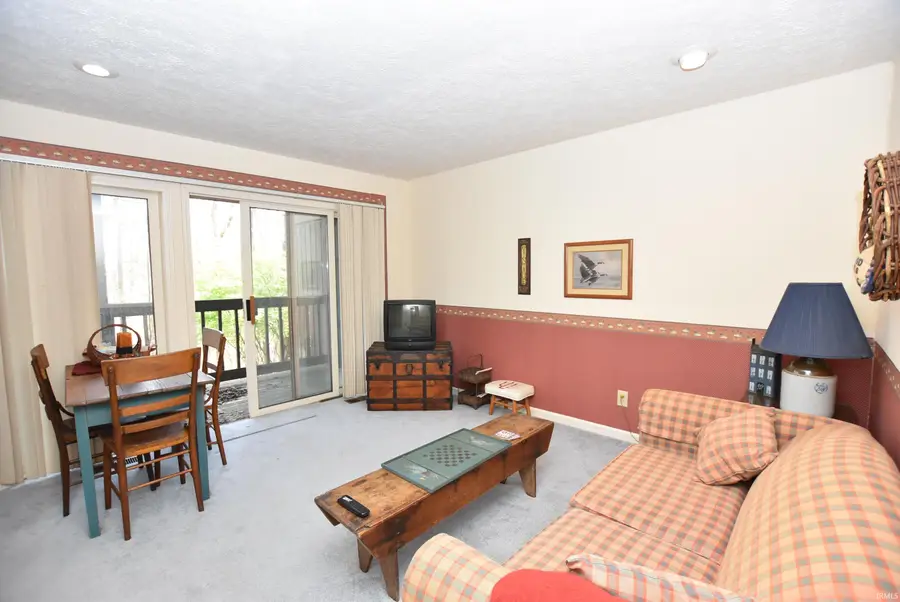 9337 S Pointe Retreat Drive, Bloomington, IN 47401 - #3