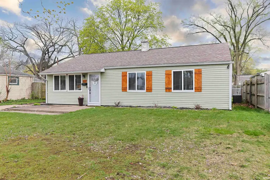 627 Manchester Drive, South Bend, IN 46615 - #3
