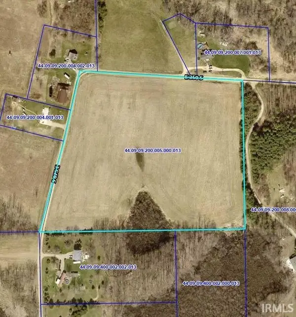 875 E, Wolcottville, IN 46795