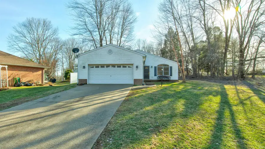 781 W Melchoir Dr N, Santa Claus, IN 47579 - #2