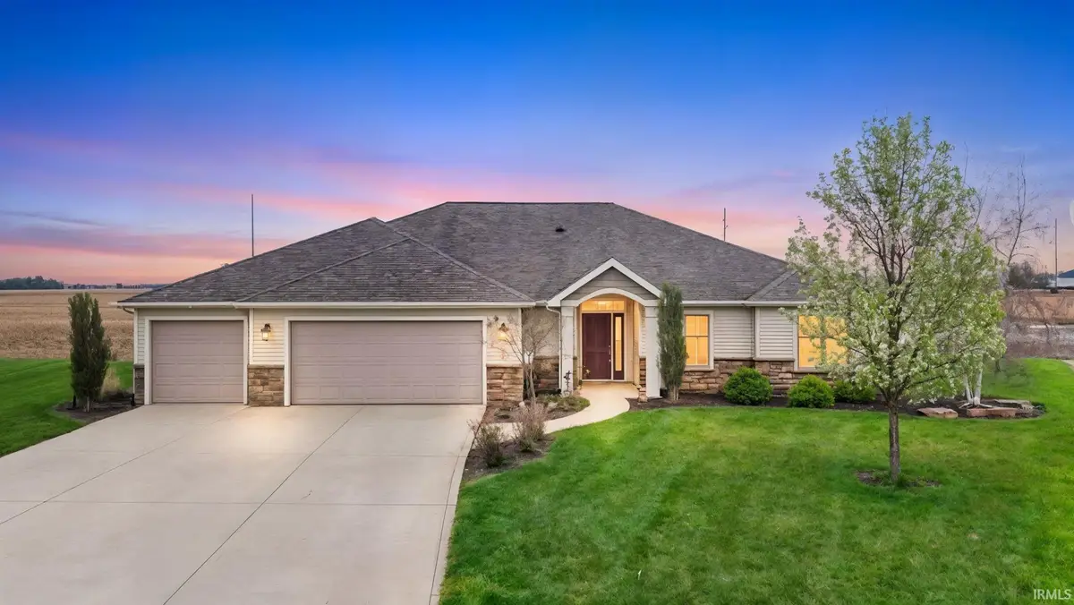 513 Lakeside Place, Garrett, IN 46738 - #1