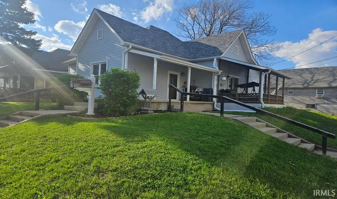 558 E Washington Street, Frankfort, IN 46041 - #1