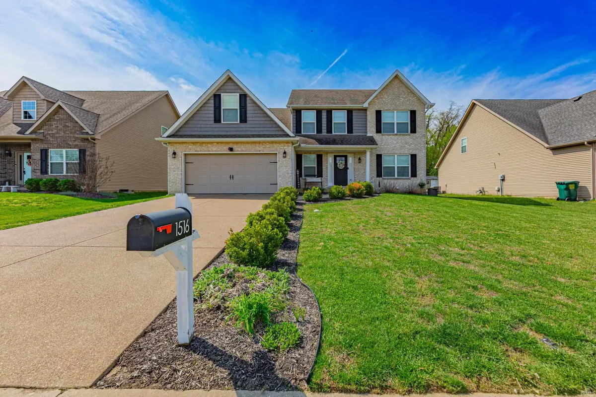1516 Hills Drive, Evansville, IN 47720 - #1