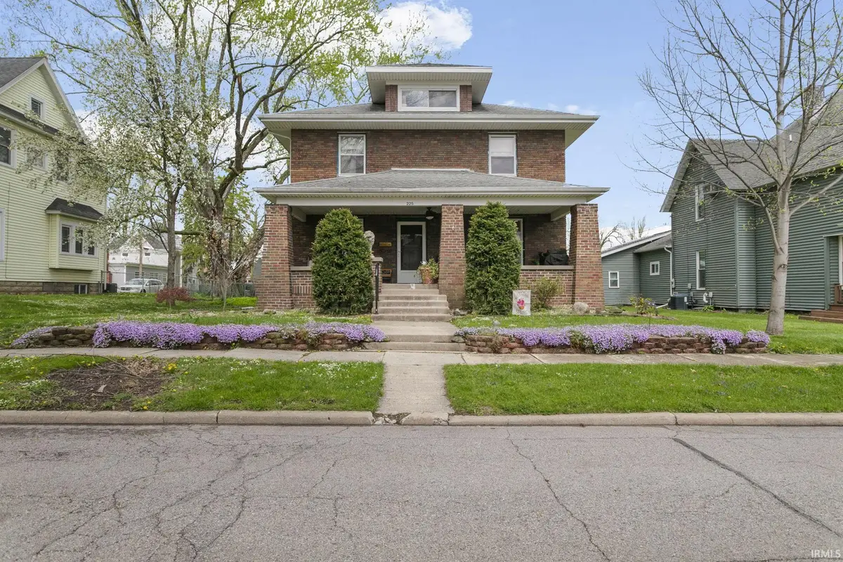 225 E South Street, Bremen, IN 46506 - #1