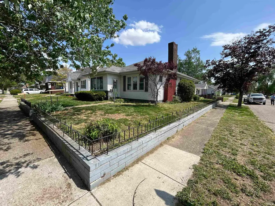 1303 N Upper 11th Street, Vincennes, IN 47591 - #3