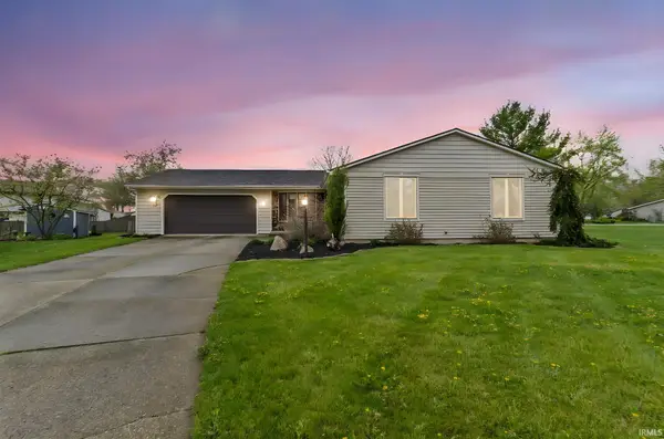 8506 Maple Bluff Court, New Haven, IN 46774