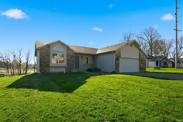 242 River Run Court, Columbia City, IN 46725