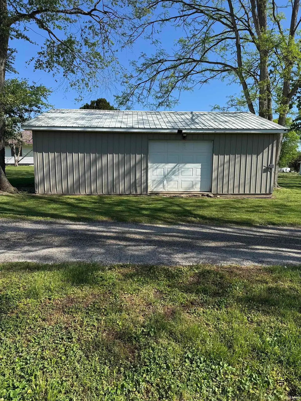 911 S Illinois Street, Bicknell, IN 47512 - #1