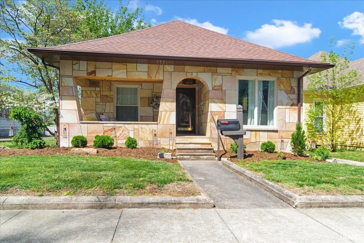 404 W Spruce Street, Princeton, IN 47670 - #1