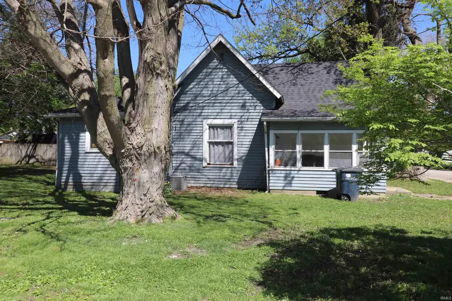 1352 Short Columbia Street, Frankfort, IN 46041 - #2