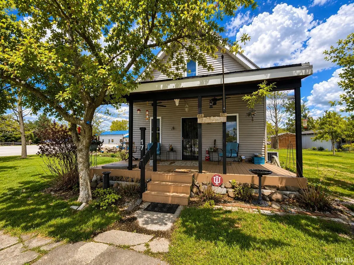 17 E Ramey Street, Rossville, IN 46065 - #1