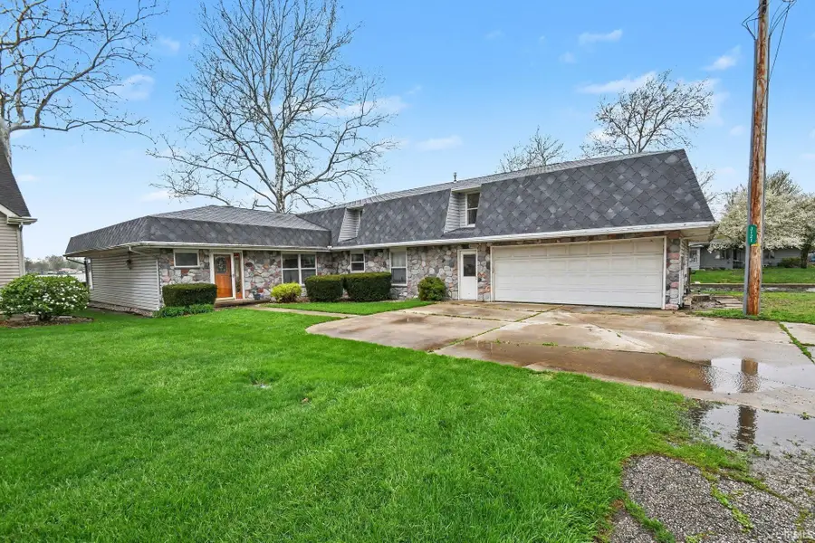 3121 Sea Lane, Bremen, IN 46506 - #2