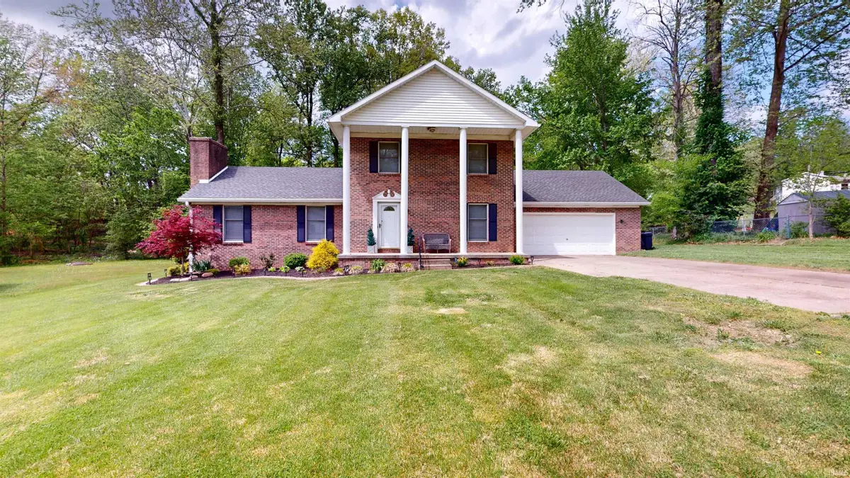 7816 Greenbriar Drive, Evansville, IN 47710 - #1