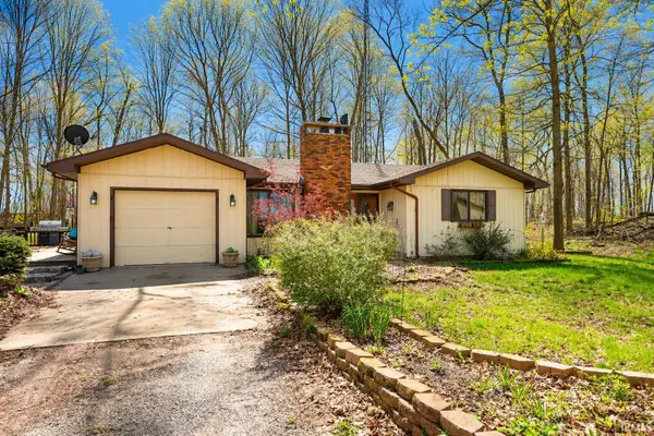 8425 W 300 N, Angola, IN 46703