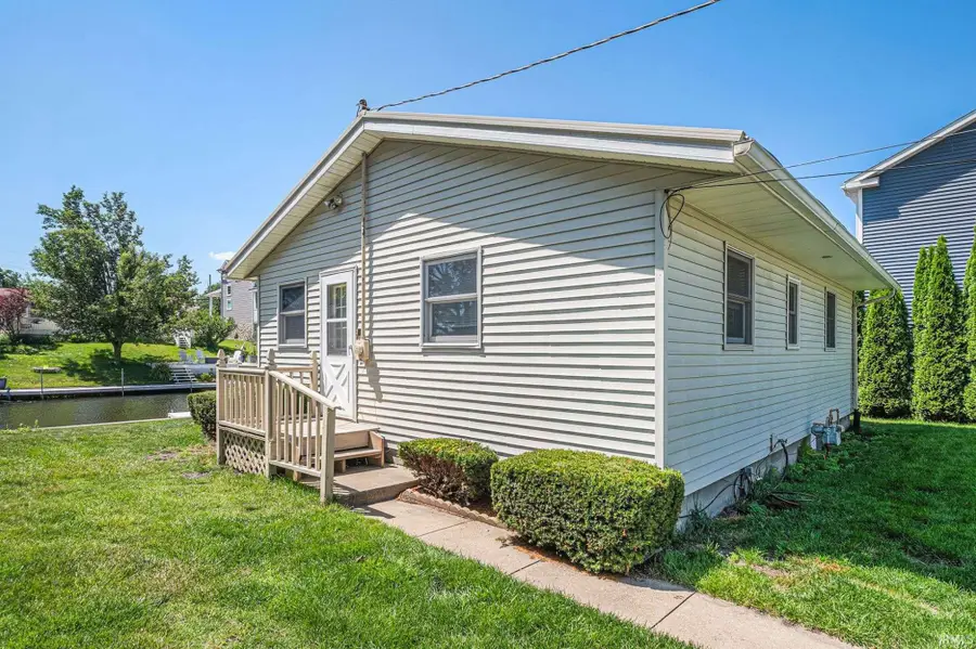10461 N Moore Street, Syracuse, IN 46567 - #3