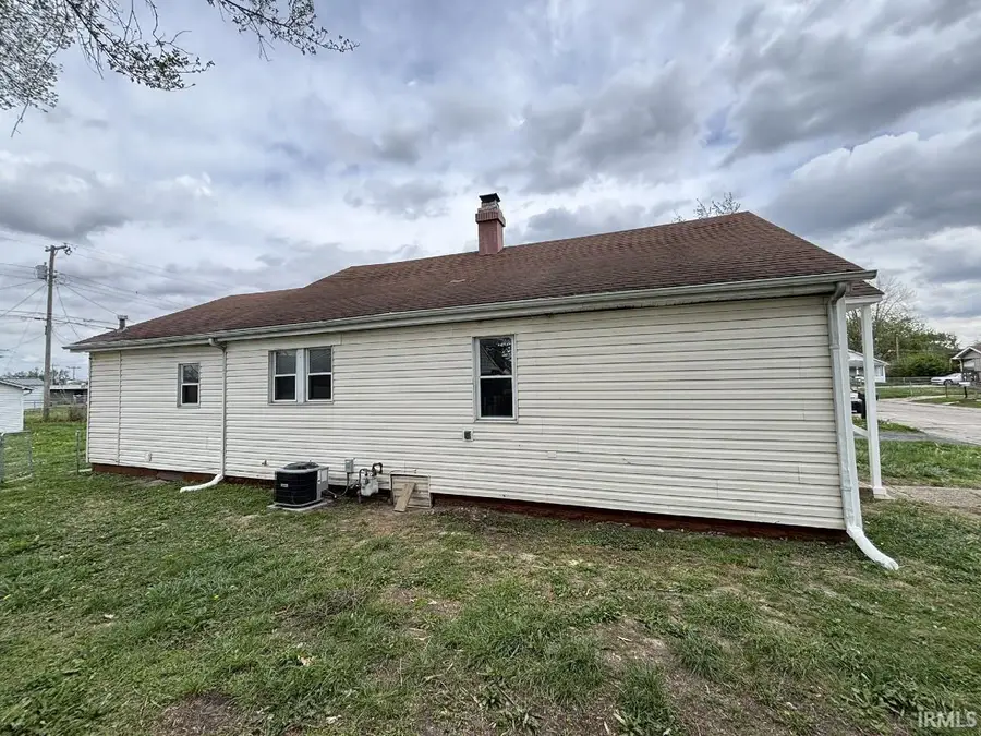1206 W 15th Street, Muncie, IN 47302 - #3