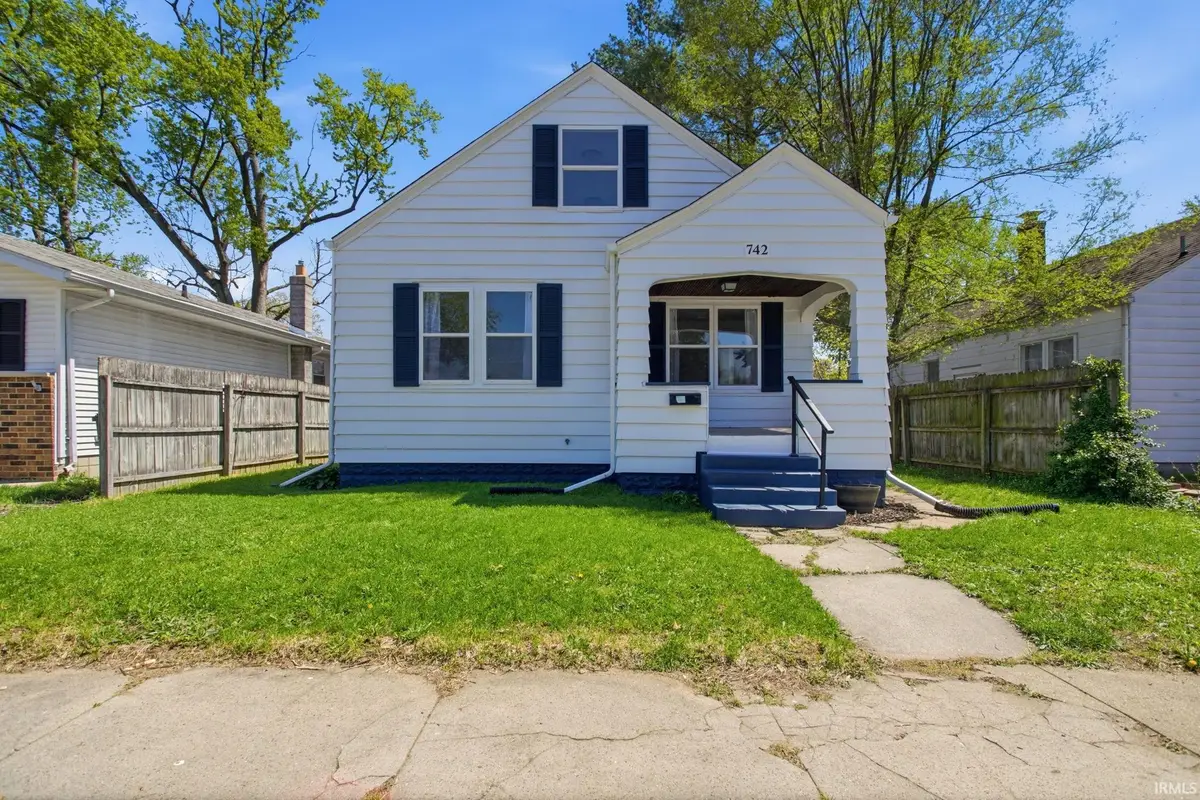 742 S 26th Street, South Bend, IN 46615 - #1
