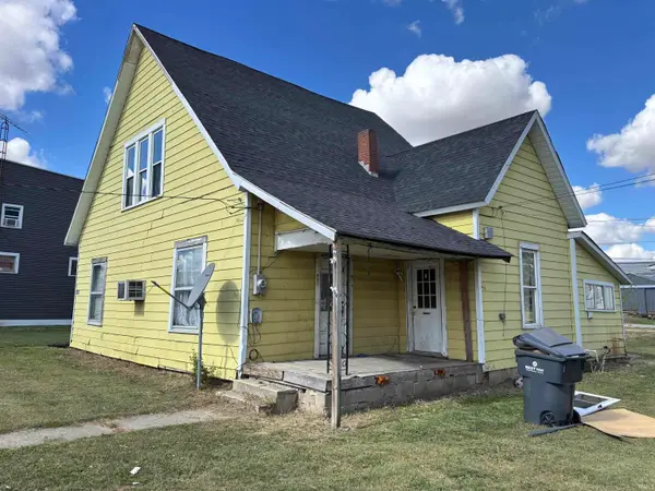 113 E Main Street, Saratoga, IN 47382