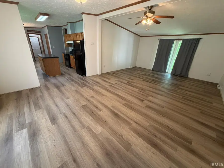 110 E Old Petersburg Road, Princeton, IN 47670 - #3