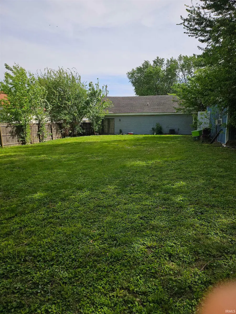 526 E Emerson Street, Princeton, IN 47670 - #3