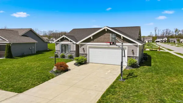 2044 Rittenhouse Place, Huntertown, IN 46748