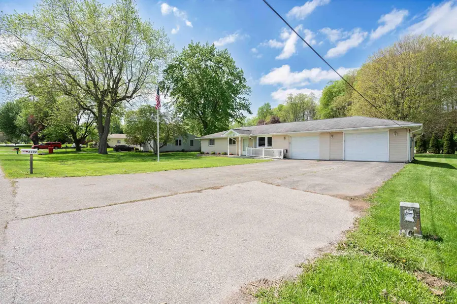 2102 Flora Drive, Peru, IN 46970 - #3