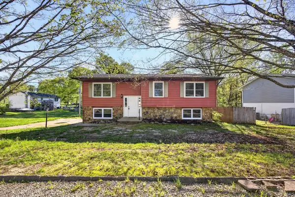 100 N Langley Drive, Ellettsville, IN 47429