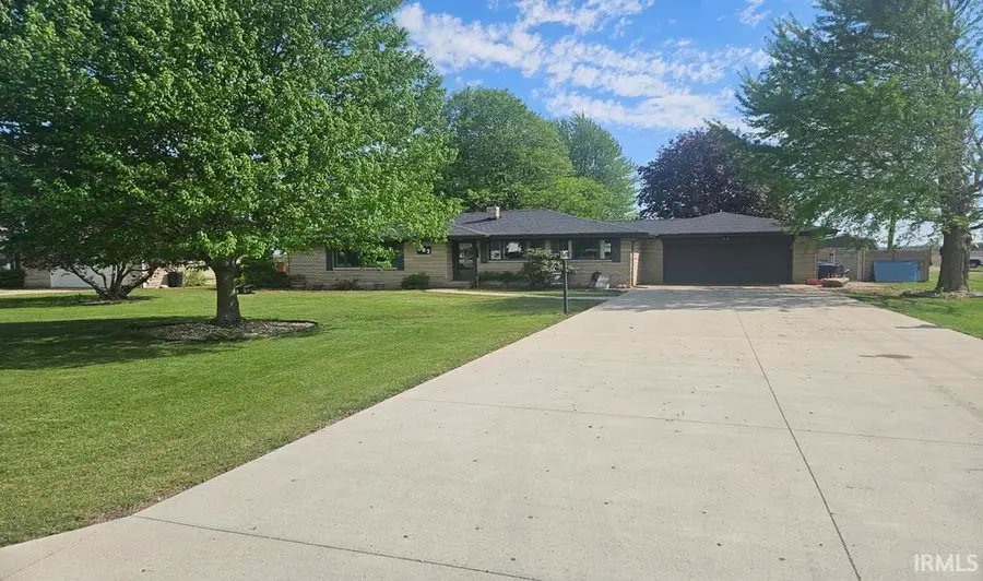 587 W Gossett Road, Frankfort, IN 46041 - #2