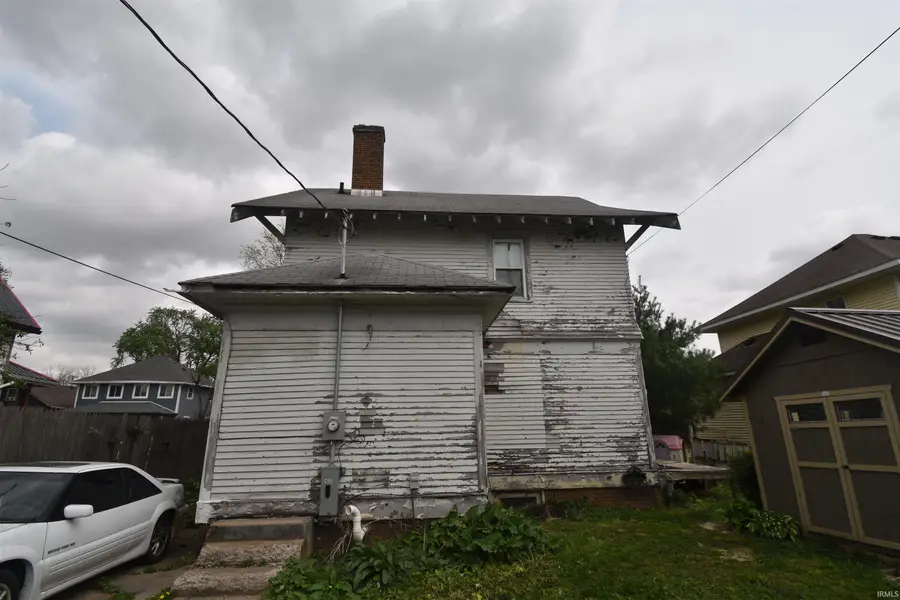 208 N East Street, Frankfort, IN 46041 - #3