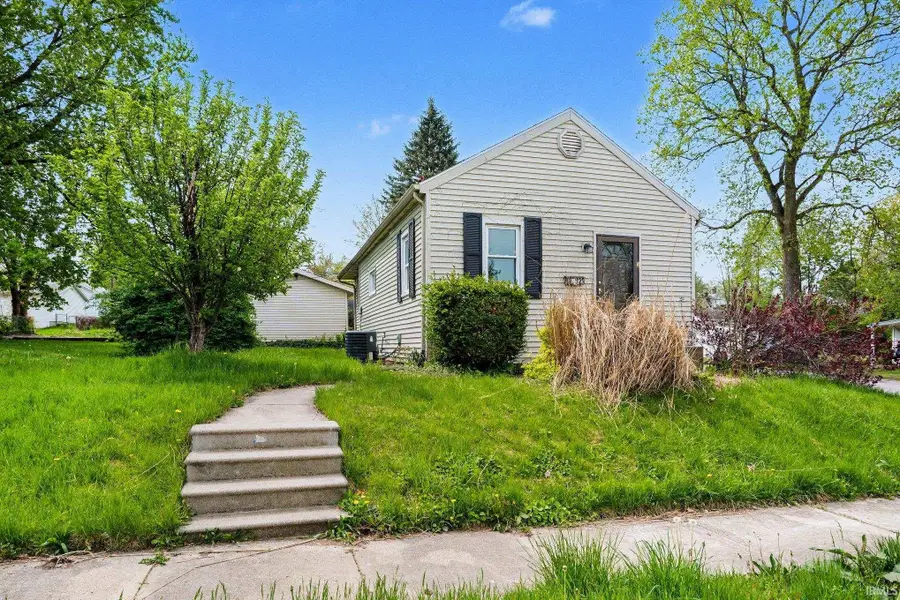 202 E Oakside Street, South Bend, IN 46614 - #3