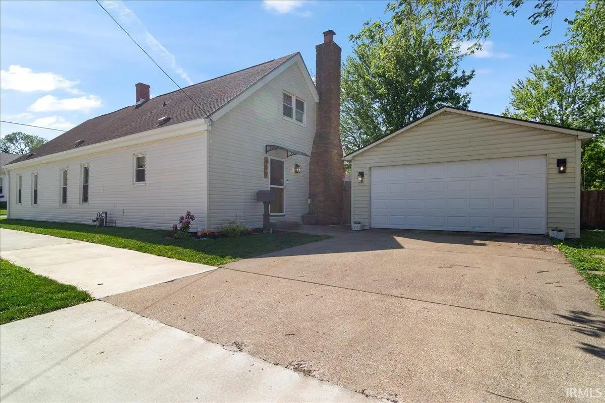 429 N Gibson Street, Princeton, IN 47670 - #1