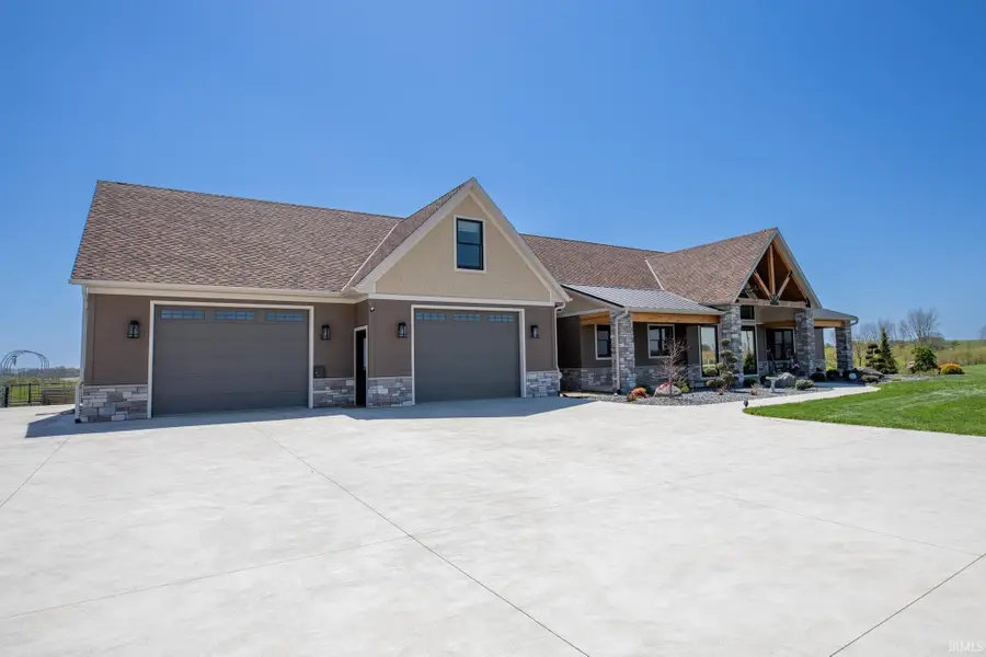 10985 W 250 N, Etna Green, IN 46524 - #2
