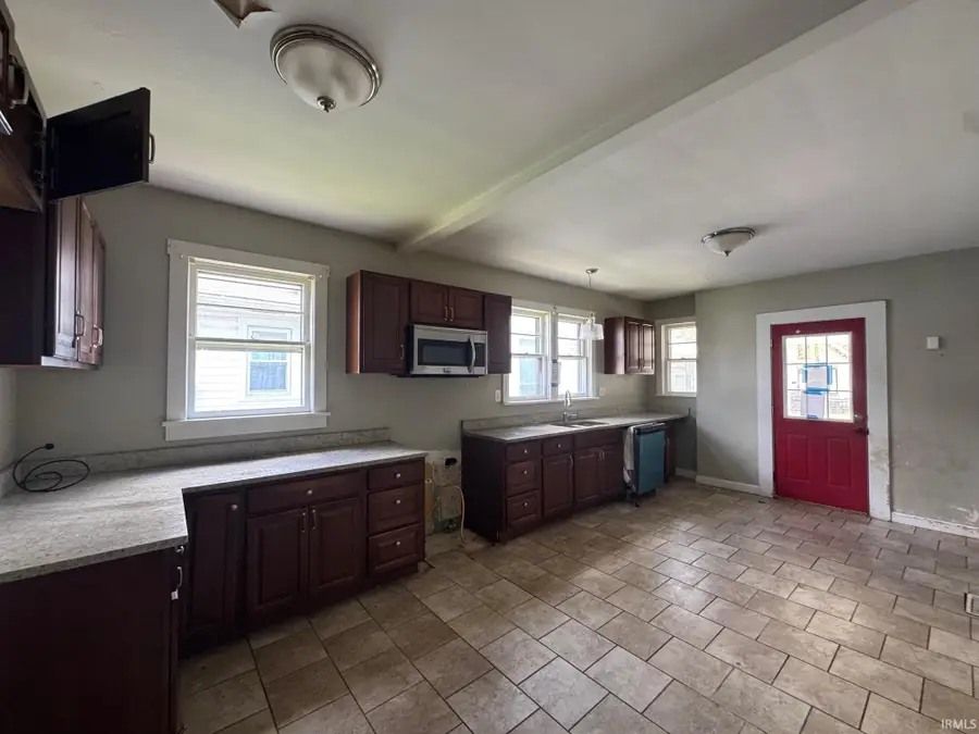 128 W 6th Street, Peru, IN 46970 - #3