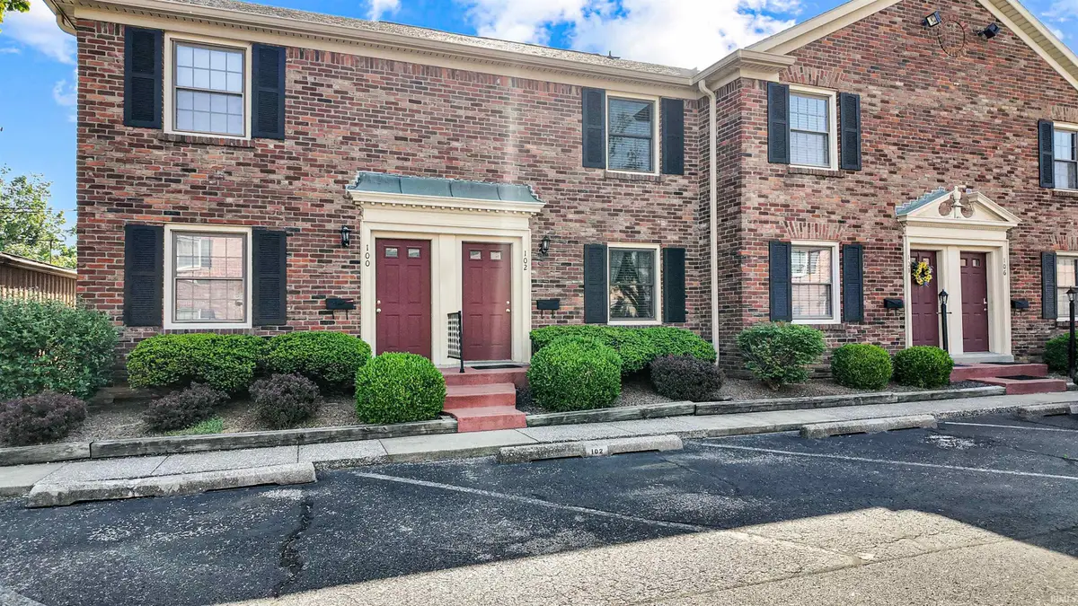 102 Hampton Drive, Evansville, IN 47715 - #1