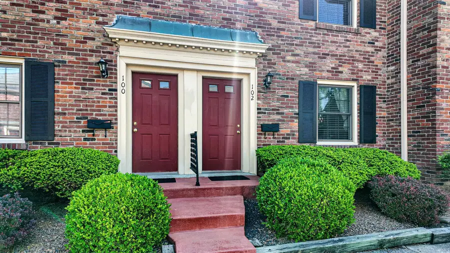 102 Hampton Drive, Evansville, IN 47715 - #2