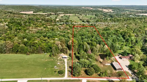 592 Dillman Road, Williams, IN 47470