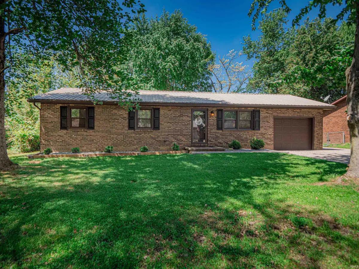 516 N Grant Street, Chandler, IN 47610 - #1